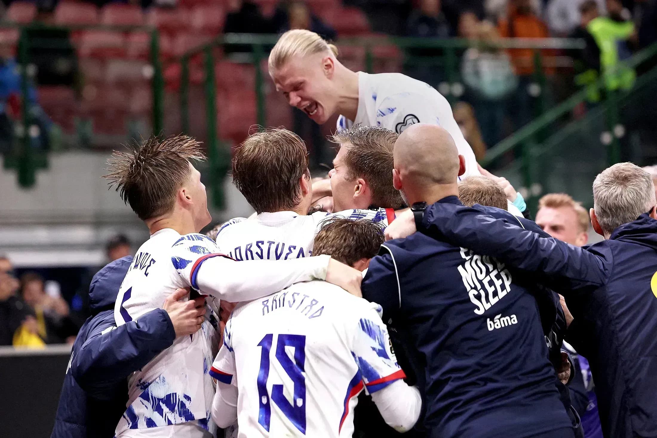 Доминирование Англии, нашествие викингов и нервные испанцы. Обзор европейского отбора на ЧМ Доминирование Англии, нашествие викингов и нервные испанцы. Обзор европейского отбора на ЧМ