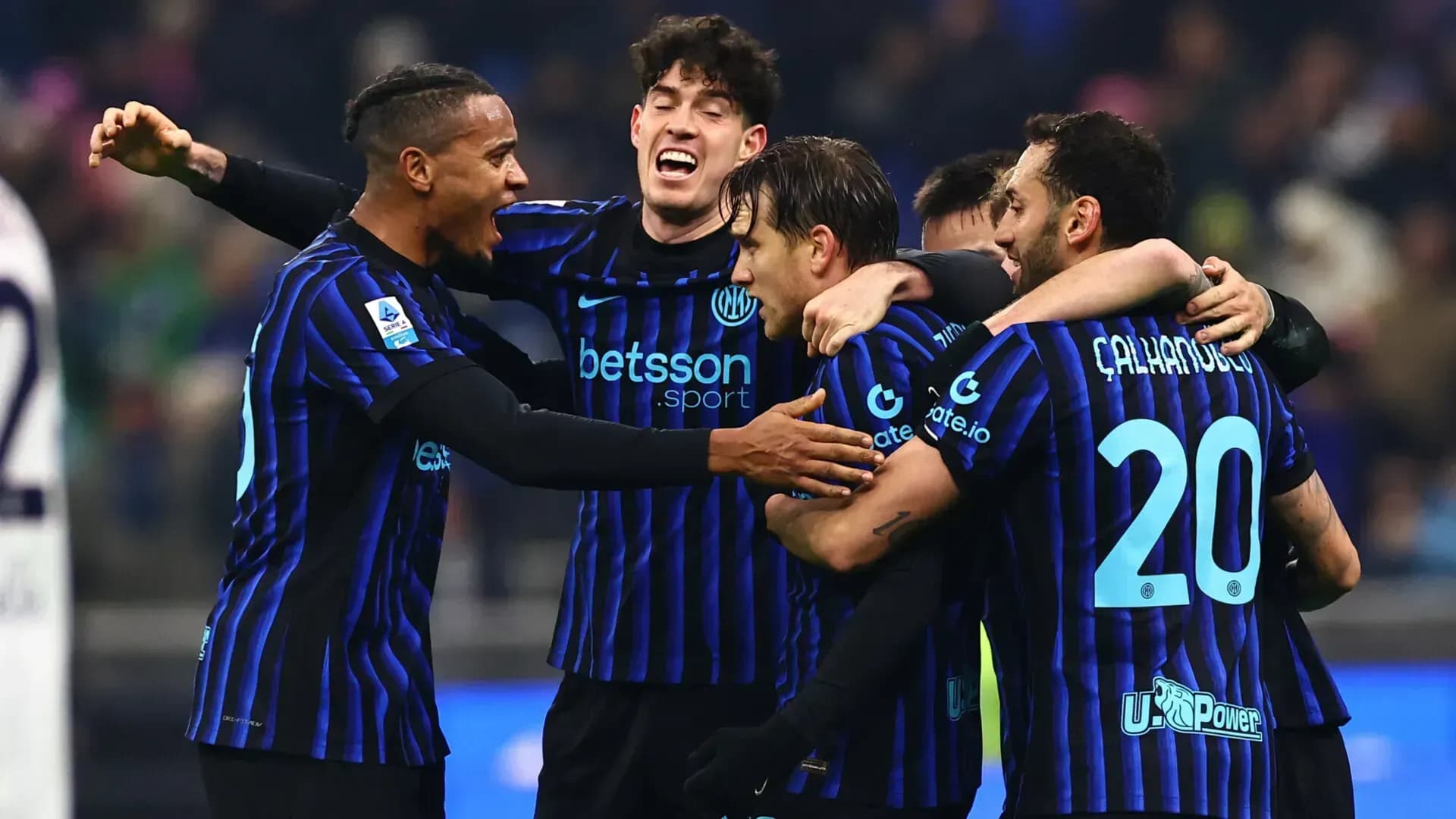 «Интер» обыграл «Болонью» и сохранил лидерство в Серии А «Интер» обыграл «Болонью» и сохранил лидерство в Серии А