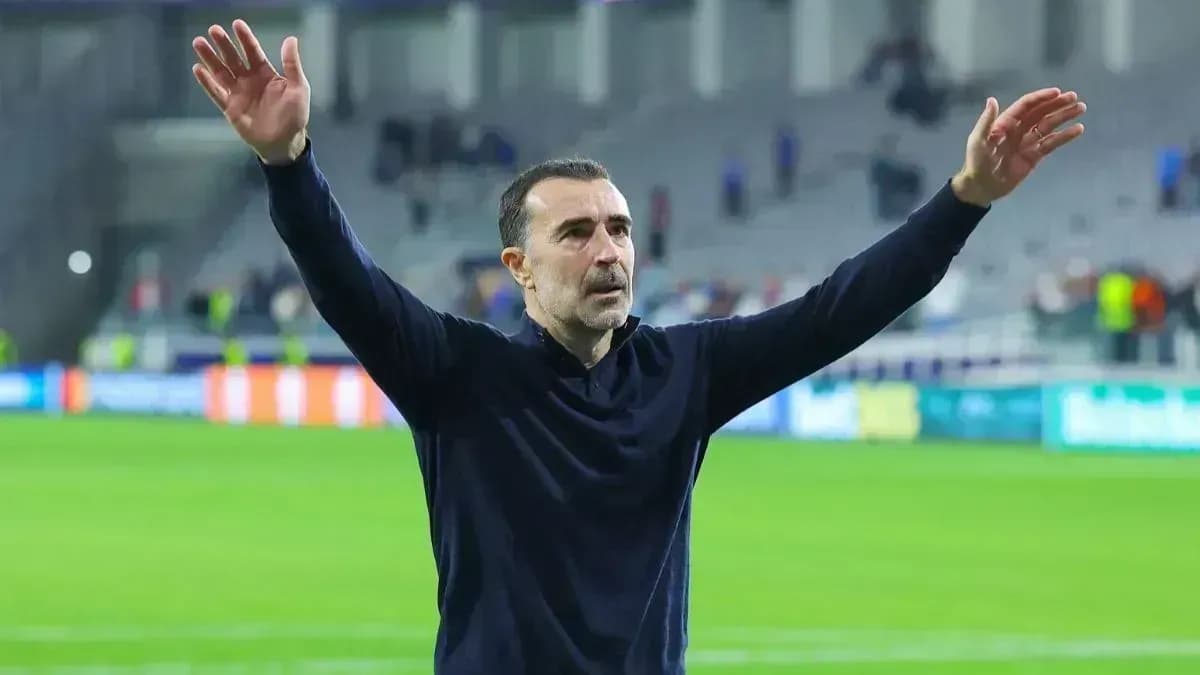 «Спартак» назвал имя нового главного тренера «Спартак» назвал имя нового главного тренера