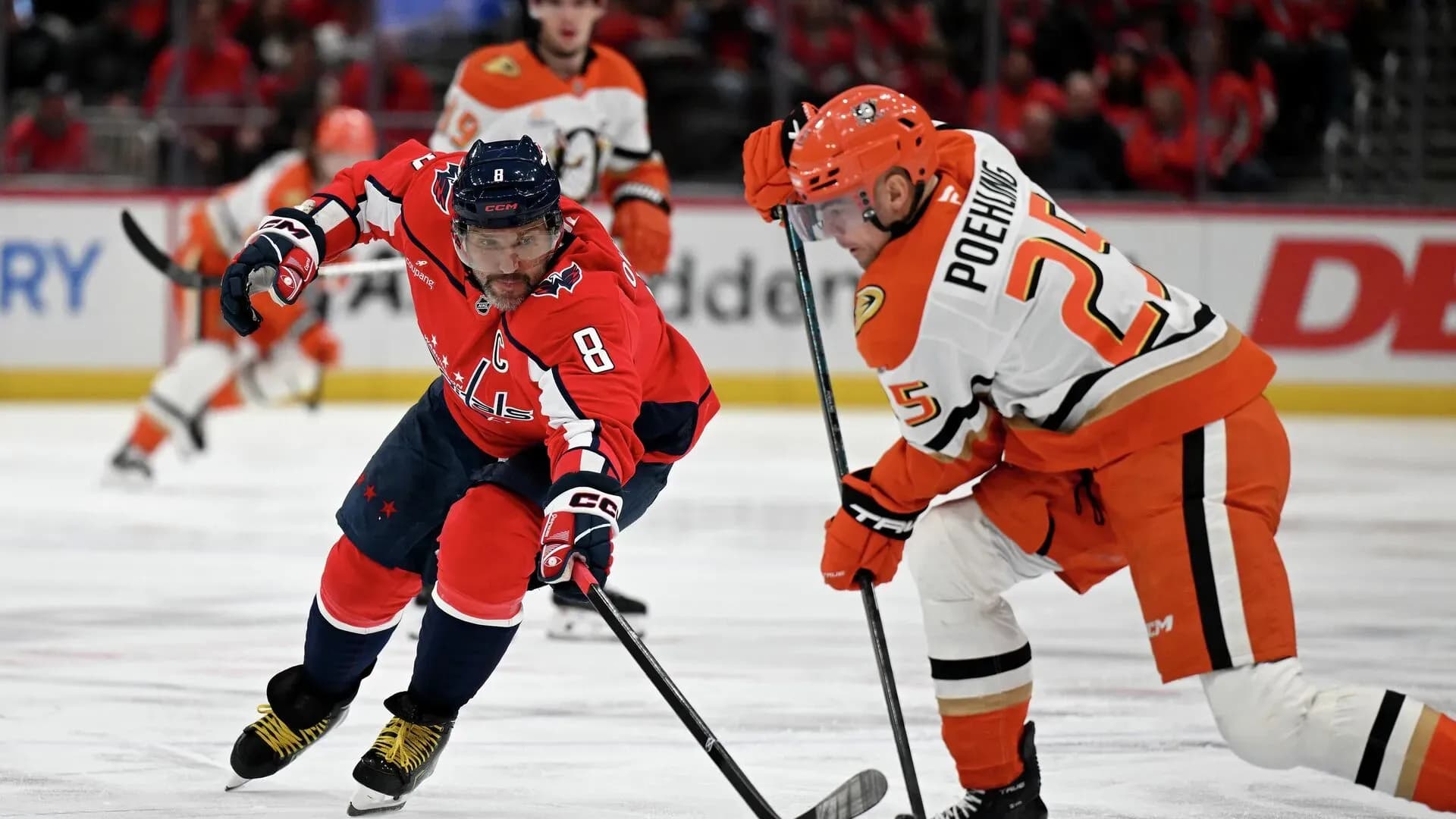 «Вашингтон» обыграл «Анахайм» благодаря дублю Овечкина «Вашингтон» обыграл «Анахайм» благодаря дублю Овечкина