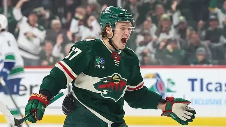 Капризов забрался на третью строчку лучших бомбардиров НХЛ Капризов забрался на третью строчку лучших бомбардиров НХЛ