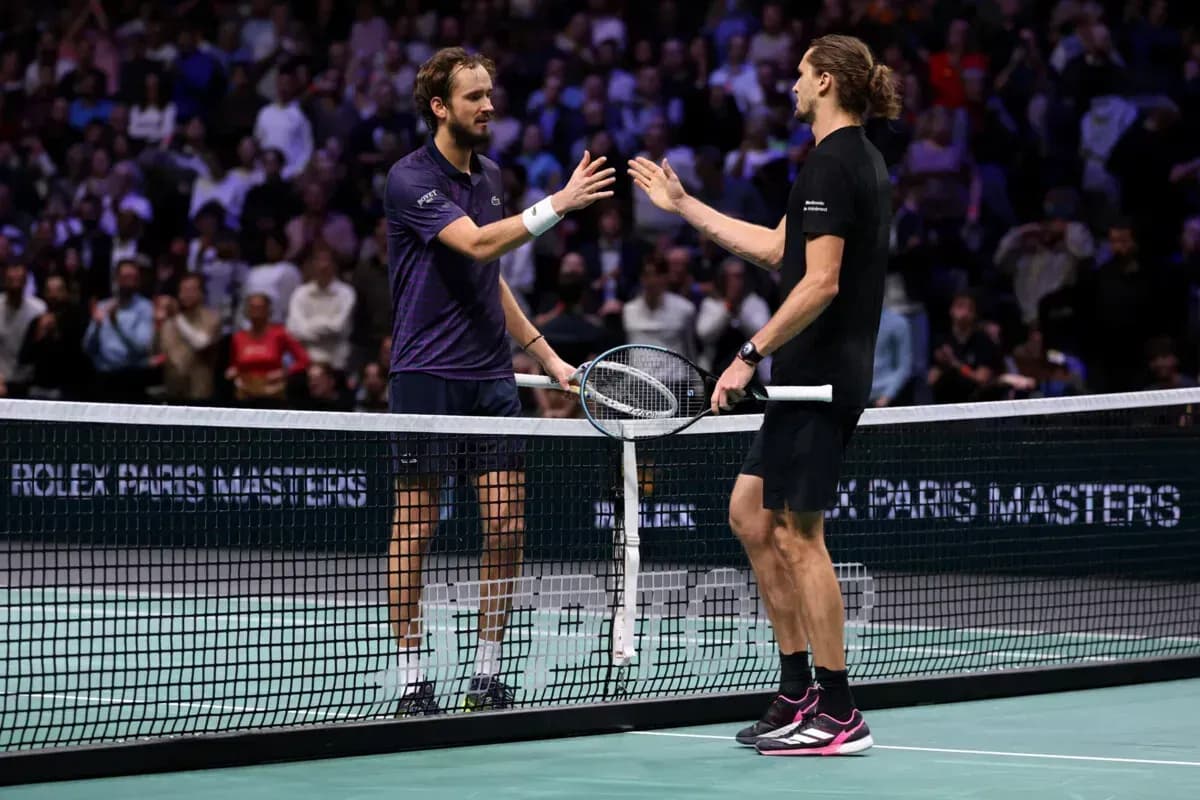 Медведев вылетел в четвертьфинале «Мастерса» Медведев вылетел в четвертьфинале «Мастерса»