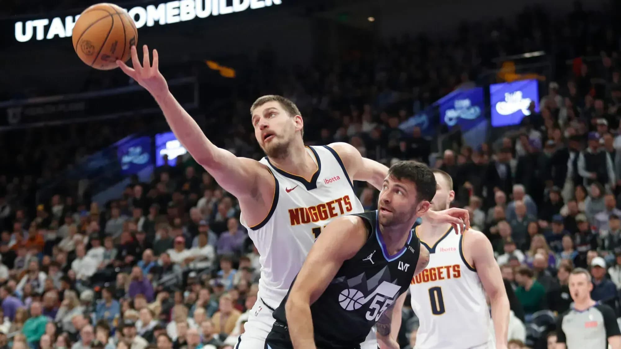 Дабл‑дабл Йокича помог «Денверу» обыграть «Юту» Дабл‑дабл Йокича помог «Денверу» обыграть «Юту»