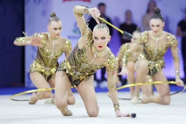 Россия выиграла больше всех медалей на Чемпионате Европы по художественной гимнастике Россия выиграла больше всех медалей на Чемпионате Европы по художественной гимнастике