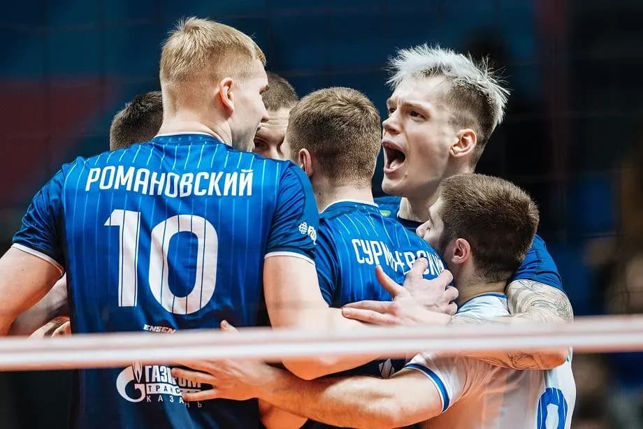 «Локомотив» обыграл «Зенит» в первом матче полуфинала Суперлиги «Локомотив» обыграл «Зенит» в первом матче полуфинала Суперлиги