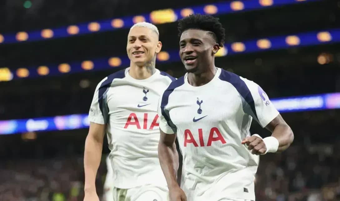 «Тоттенхэм» впервые за 144 года опустился в зону вылета «Тоттенхэм» впервые за 144 года опустился в зону вылета