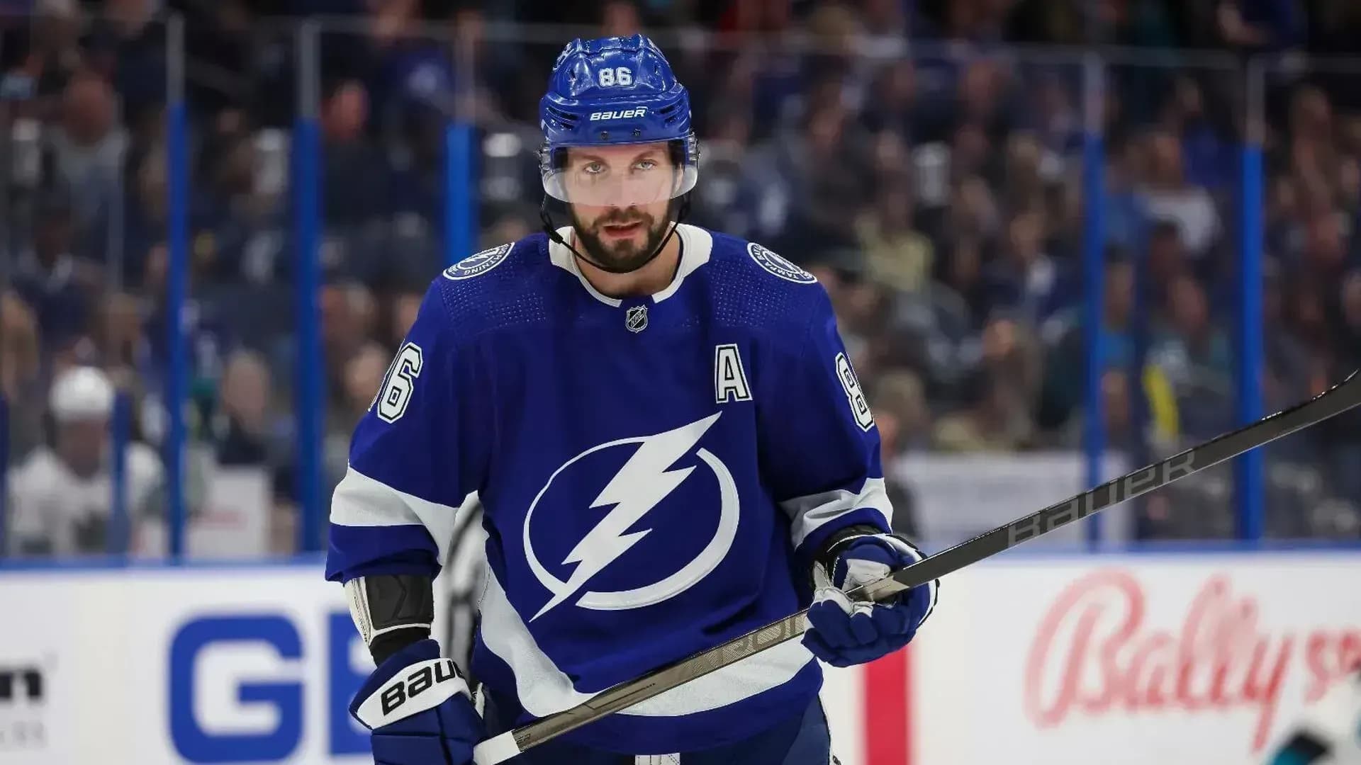 Кучеров вышел на четвёртое место в списке российских бомбардиров НХЛ Кучеров вышел на четвёртое место в списке российских бомбардиров НХЛ