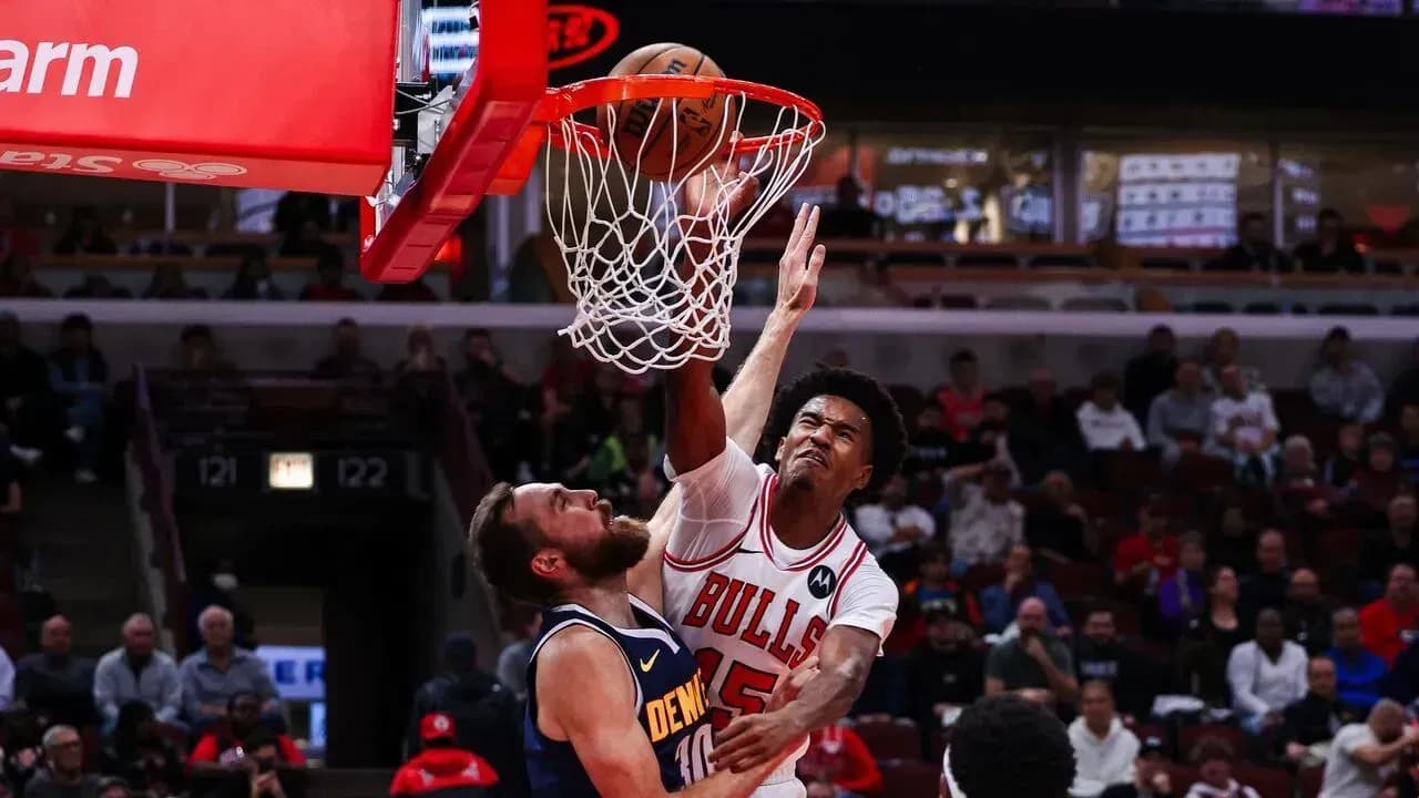 36-очковый трипл-дабл Йокича не спас «Денвер» от поражения в игре с «Чикаго» 36-очковый трипл-дабл Йокича не спас «Денвер» от поражения в игре с «Чикаго»