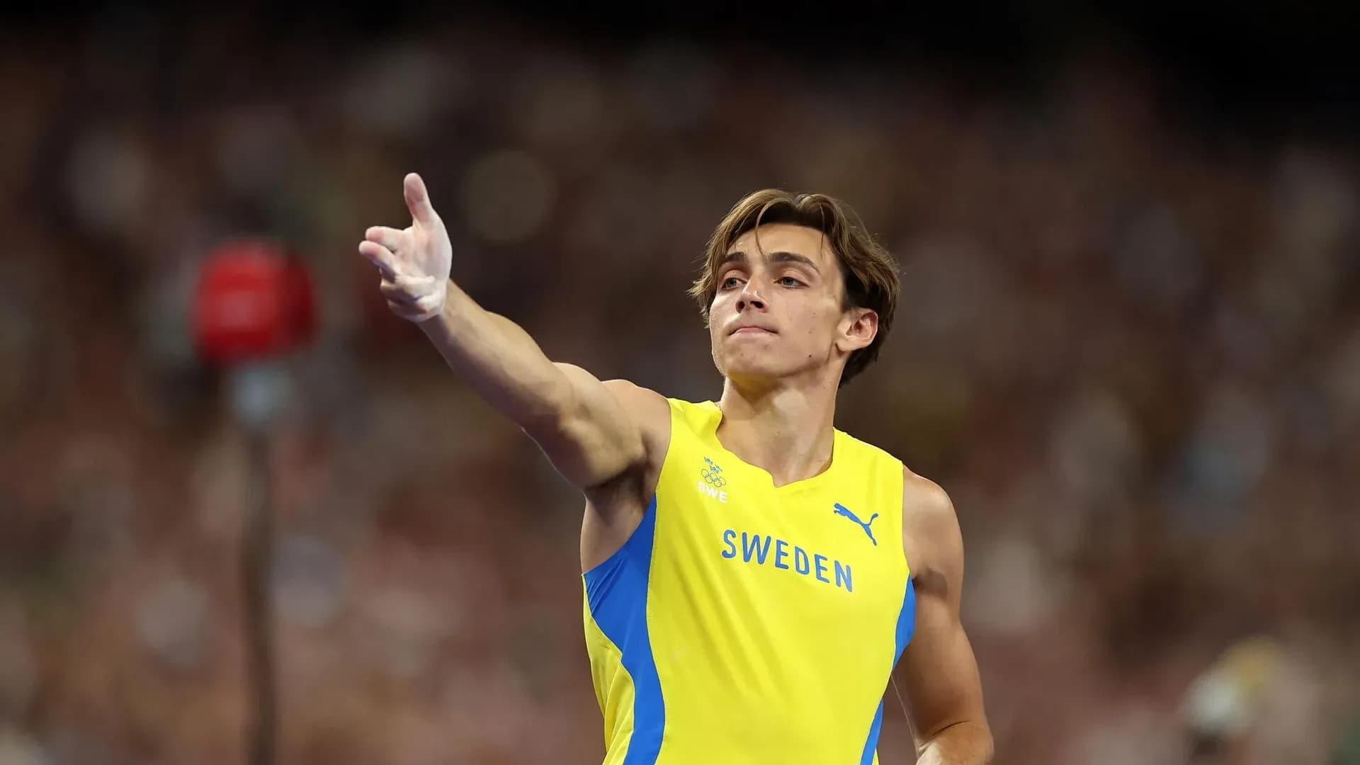 Шведский прыгун установил 12-й мировой рекорд подряд Шведский прыгун установил 12-й мировой рекорд подряд