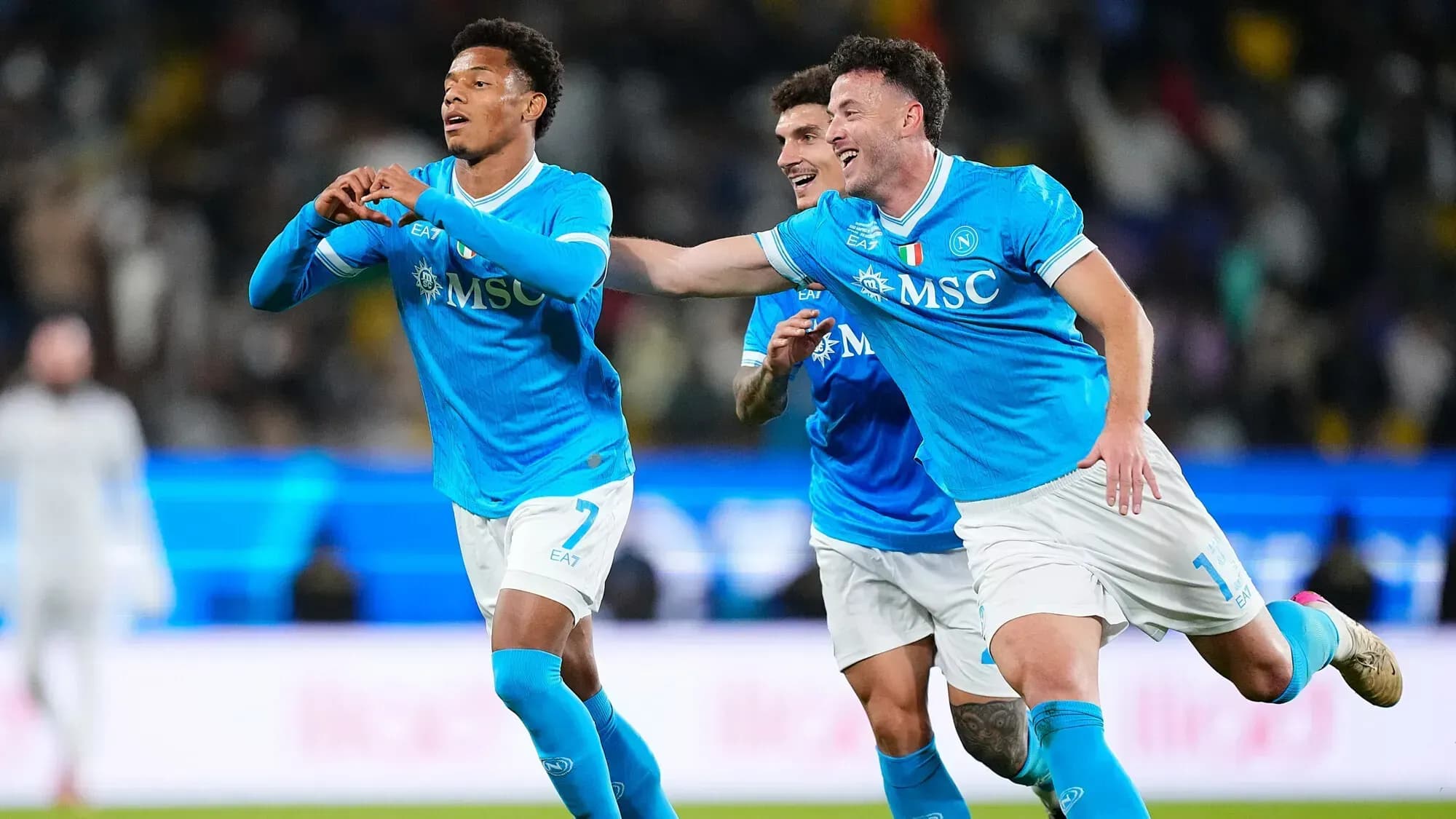 «Наполи» третий раз выиграл Суперкубок Италии