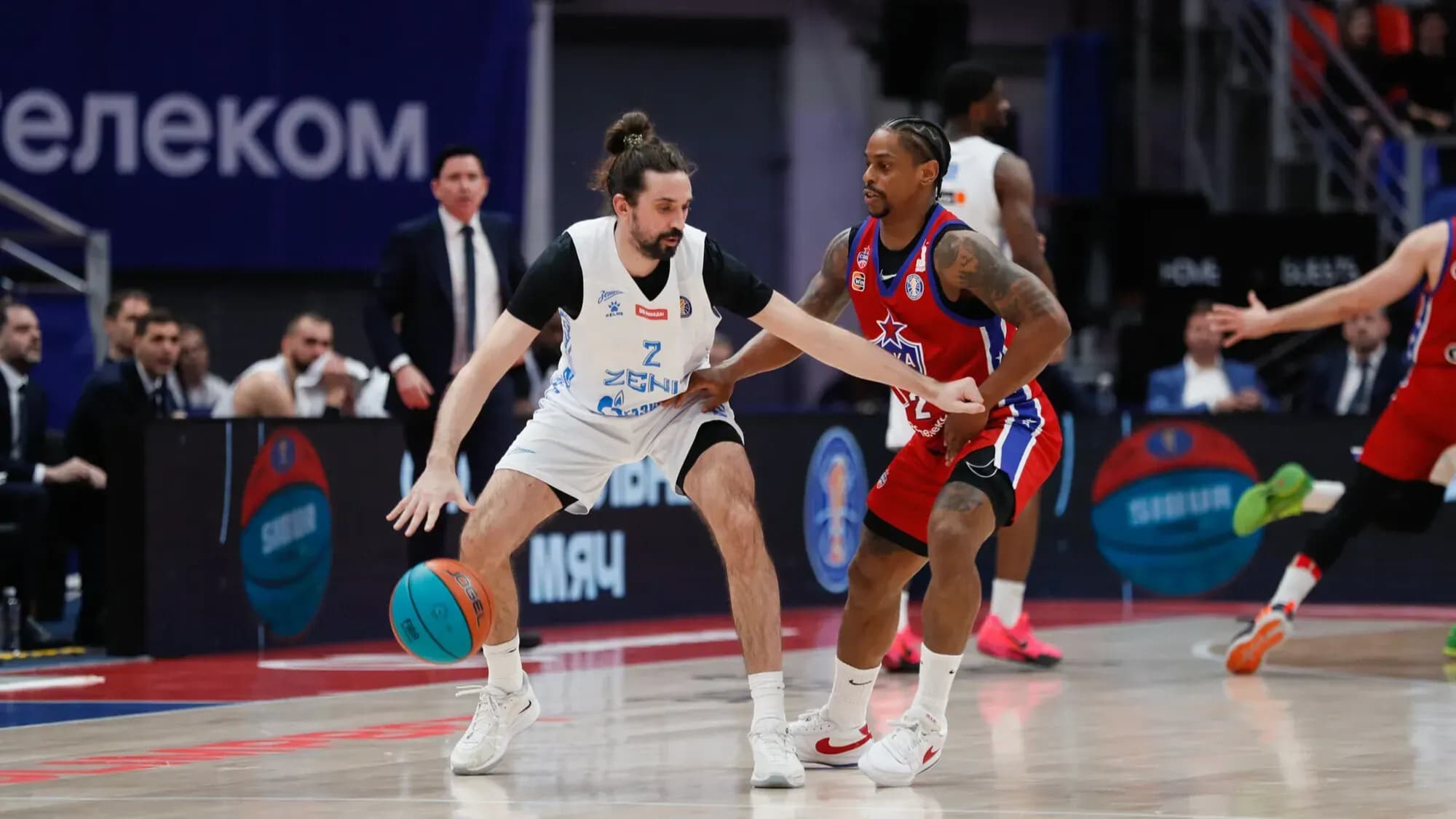 «Зенит» вышел вперёд в финальной серии Единой Лиги против ЦСКА «Зенит» вышел вперёд в финальной серии Единой Лиги против ЦСКА