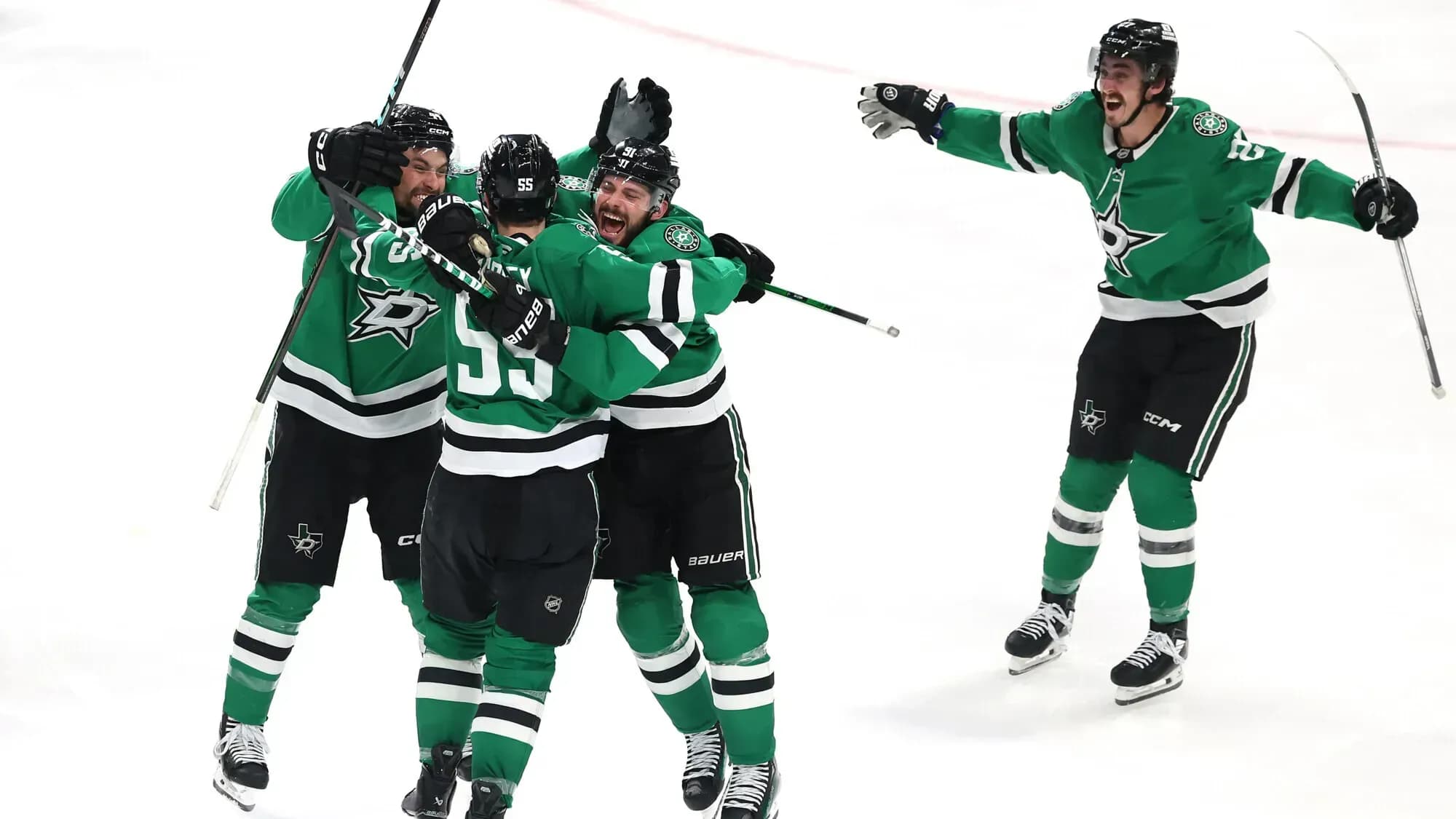 «Даллас» стал вторым участником плей-офф НХЛ «Даллас» стал вторым участником плей-офф НХЛ