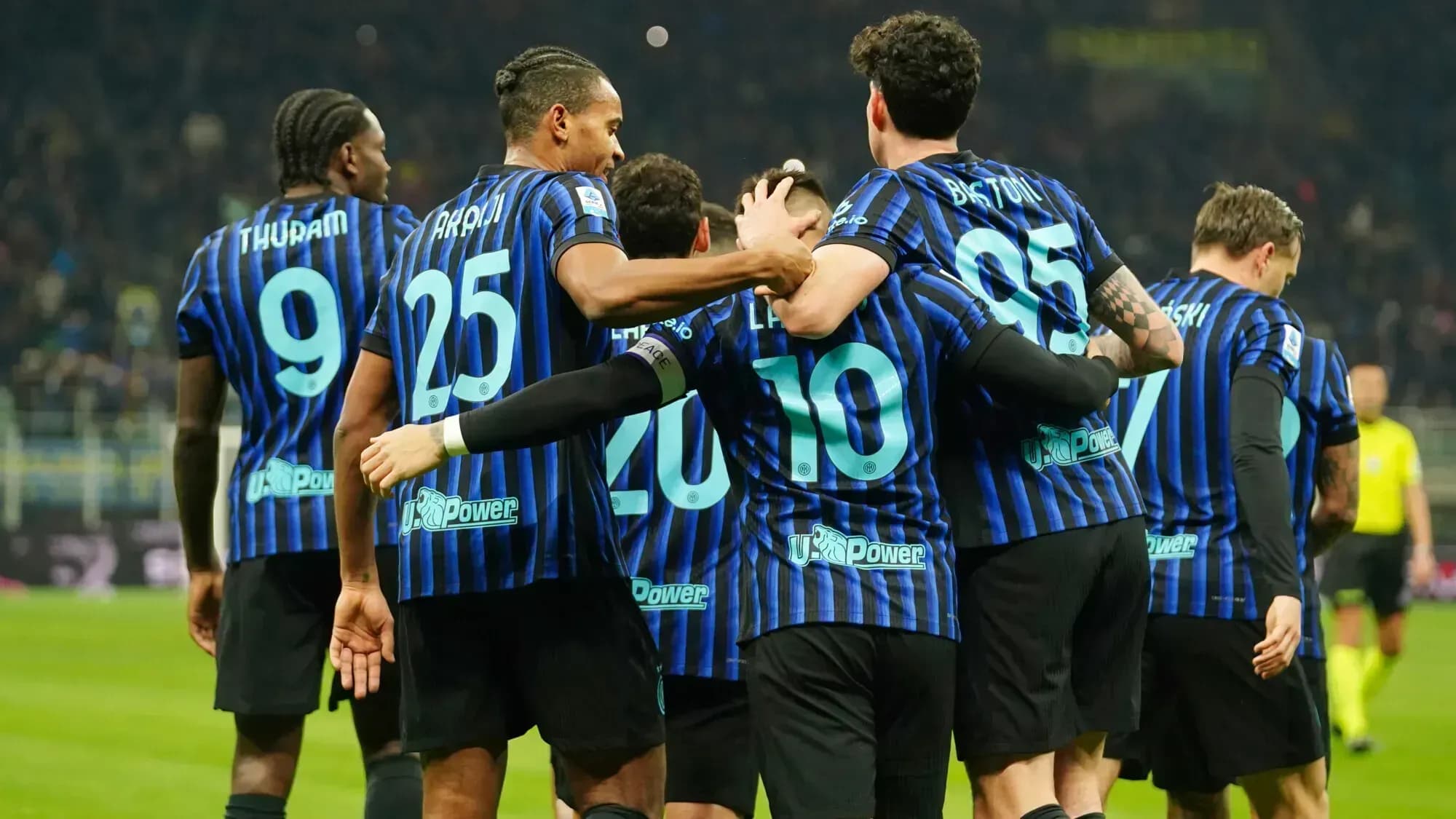 «Интер» победил «Комо», отыгравшись с 0:2 по ходу матча «Интер» победил «Комо», отыгравшись с 0:2 по ходу матча