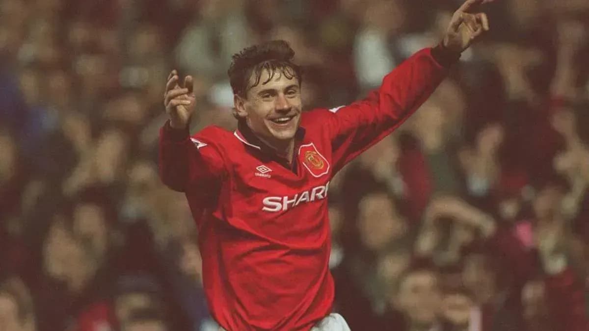 Легендарный российский футболист посетил базу «Манчестер Юнайтед»