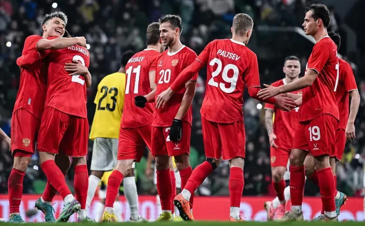 Стал известен окончательный состав сборной России на ближайшие матчи Стал известен окончательный состав сборной России на ближайшие матчи