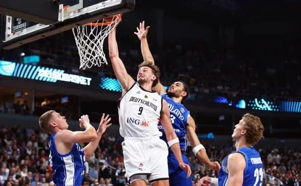 Сборная Германии стала чемпионом Европы по баскетболу Сборная Германии стала чемпионом Европы по баскетболу