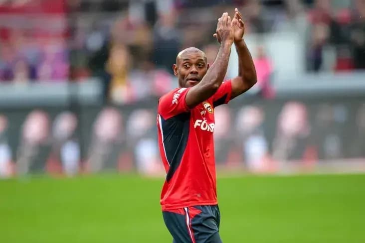 41-летняя легенда ЦСКА Вагнер Лав завершил карьеру 41-летняя легенда ЦСКА Вагнер Лав завершил карьеру