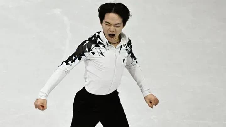 Малинин неожиданно уступил в короткой программе на Олимпиаде Малинин неожиданно уступил в короткой программе на Олимпиаде