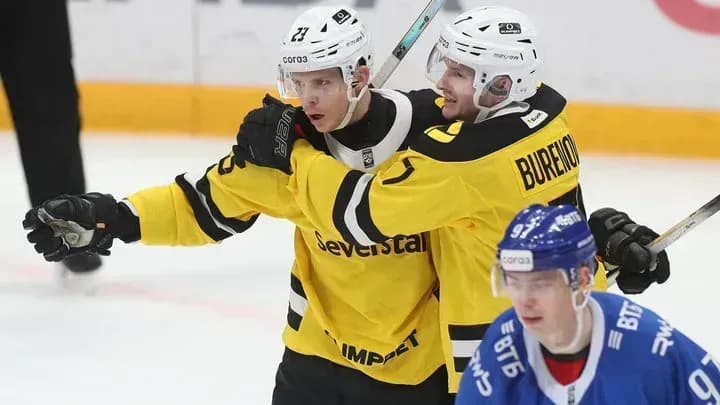 Московское «Динамо» упустило преимущество в две шайбы и проиграло «Северстали» Московское «Динамо» упустило преимущество в две шайбы и проиграло «Северстали»