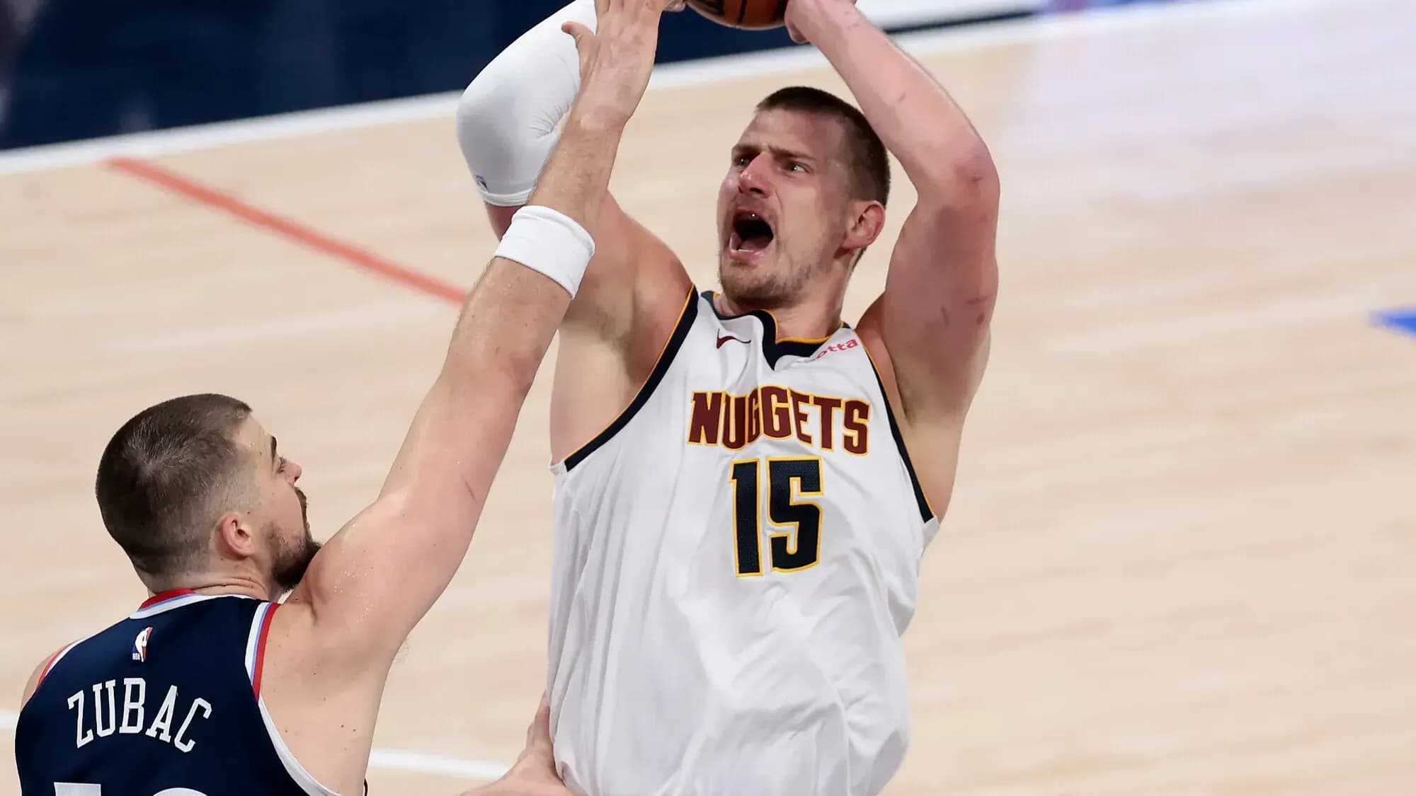 Трипл-дабл Йокича не спас «Денвер» от поражения в матче с «Далласом»