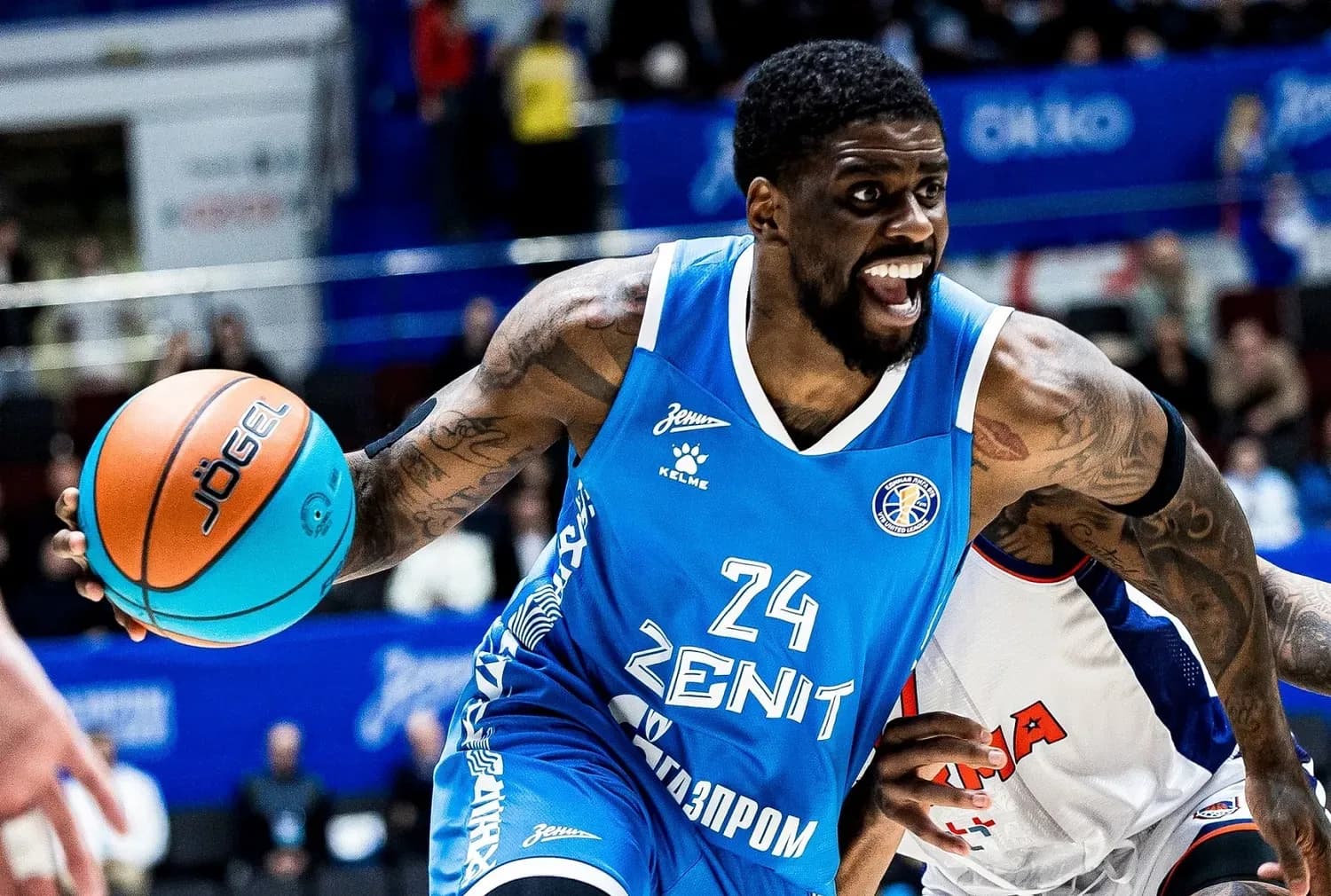 «Зенит» оформил 19-ю победу подряд в Единой баскетбольной Лиге «Зенит» оформил 19-ю победу подряд в Единой баскетбольной Лиге