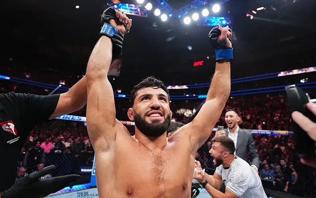 Царукян вошёл в обновленный рейтинг UFC Царукян вошёл в обновленный рейтинг UFC