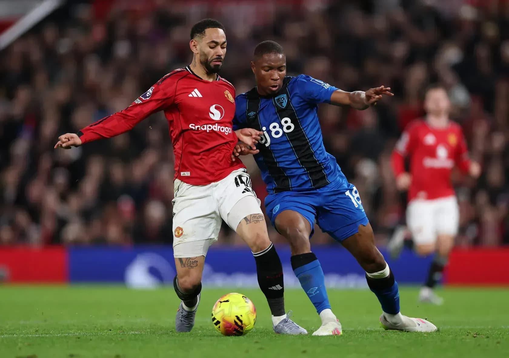 «Манчестер Юнайтед» и «Борнмут» забили восемь голов