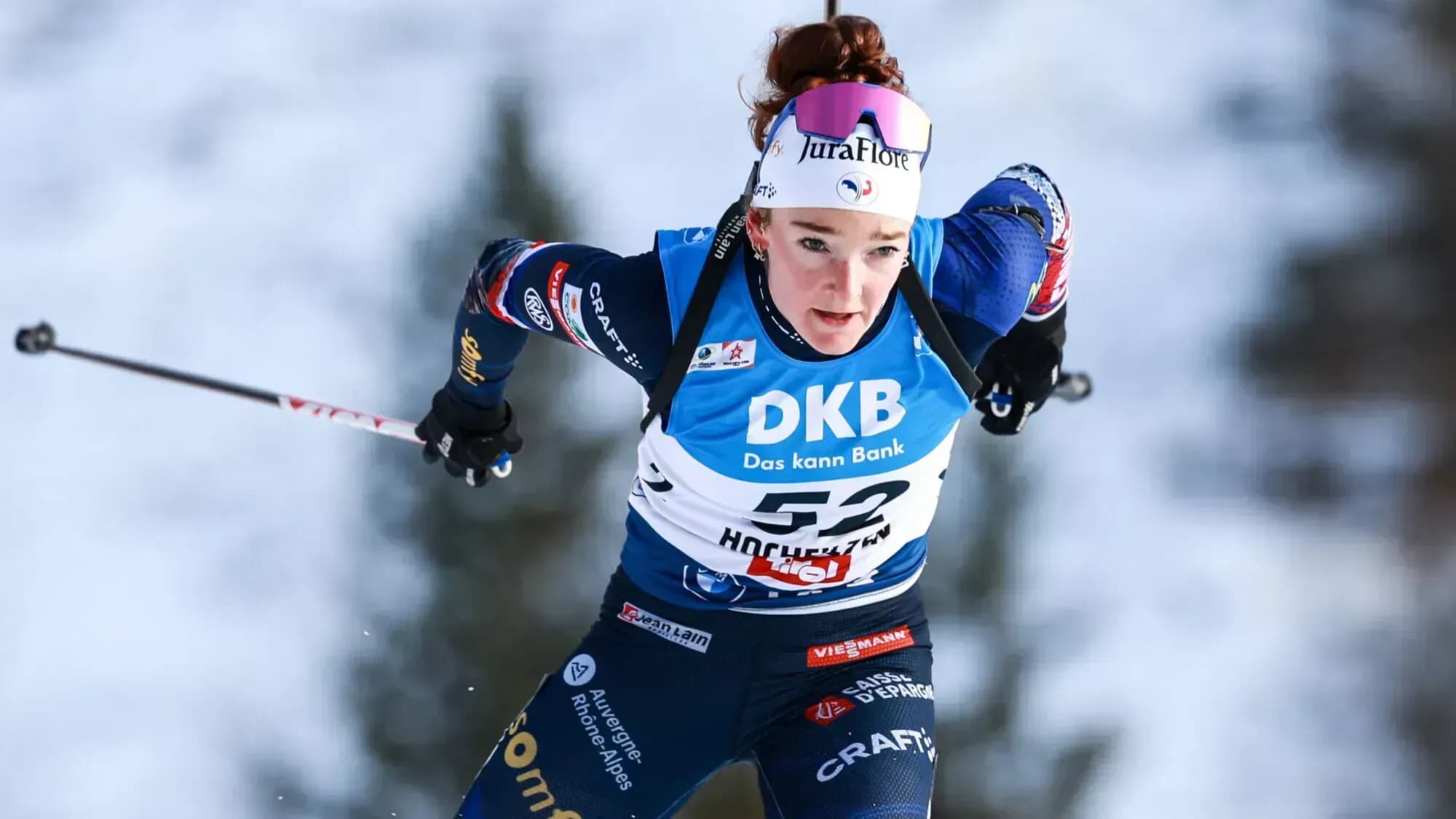 Жанмонно опередила Эберг в гонке преследования на Кубке мира Жанмонно опередила Эберг в гонке преследования на Кубке мира