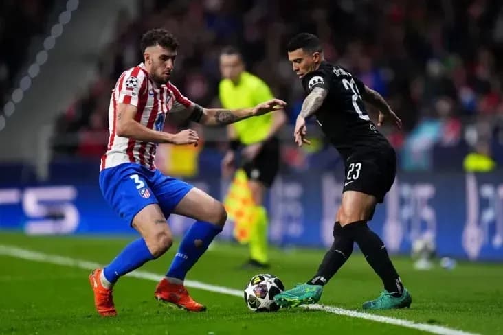 «Атлетико» разгромил «Тоттенхэм», забив три мяча в первые 15 минут «Атлетико» разгромил «Тоттенхэм», забив три мяча в первые 15 минут