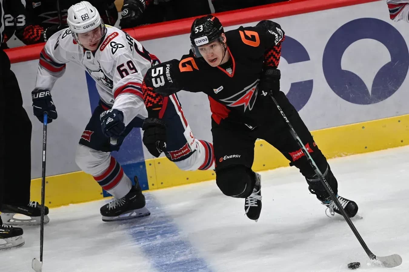 «Авангард» вырвал победу у «Нефтехимика», отыгравшись на последней минуте «Авангард» вырвал победу у «Нефтехимика», отыгравшись на последней минуте