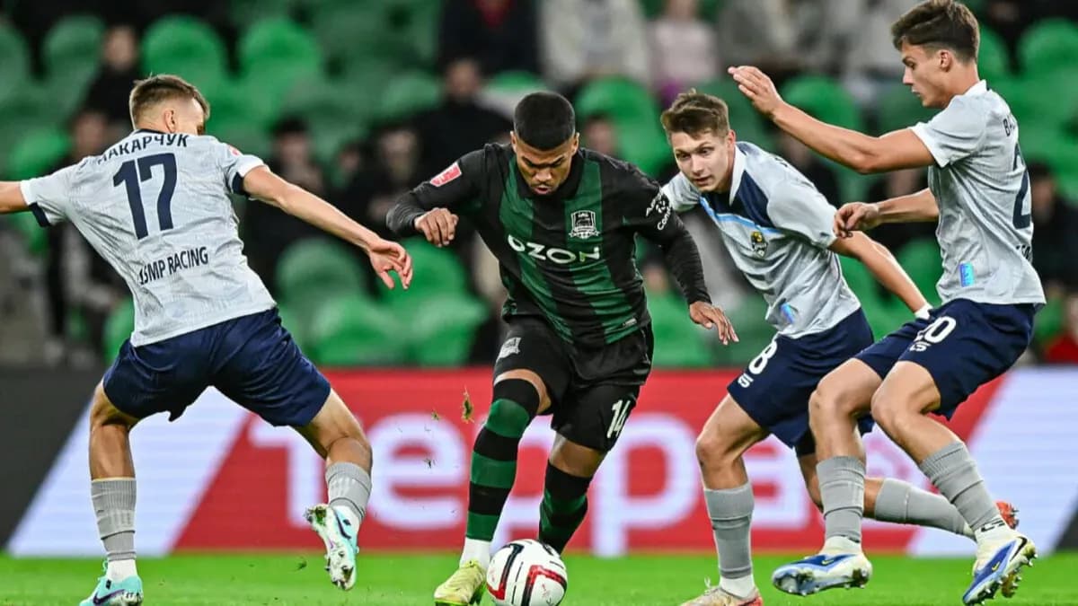 «Краснодар» разгромил «Сочи» в южном дерби в Кубке России «Краснодар» разгромил «Сочи» в южном дерби в Кубке России