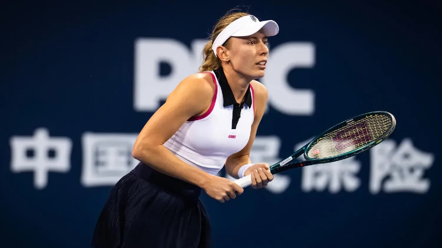 Александрова уверенно вышла в четвертьфинал турнира WTA-500 Александрова уверенно вышла в четвертьфинал турнира WTA-500