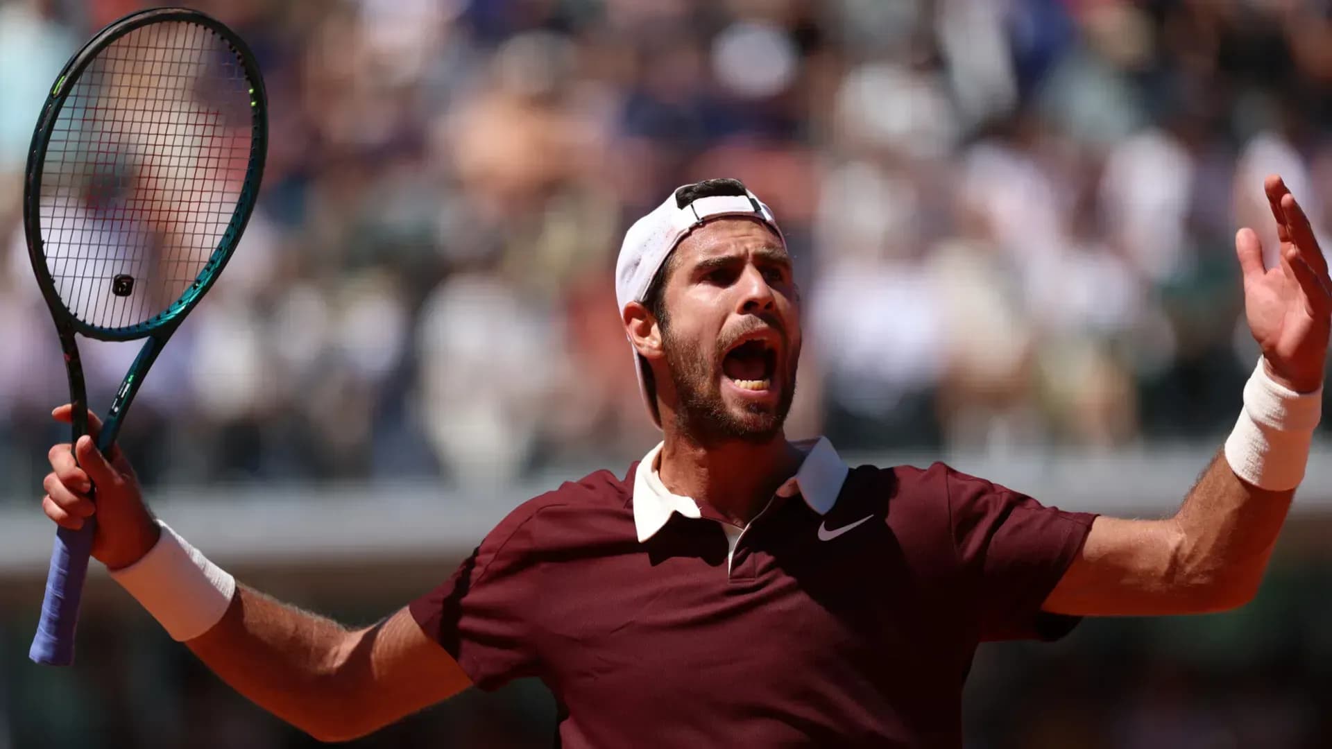 Хачанов с трудом пробился в четвертьфинал турнира в Нидерландах Хачанов с трудом пробился в четвертьфинал турнира в Нидерландах