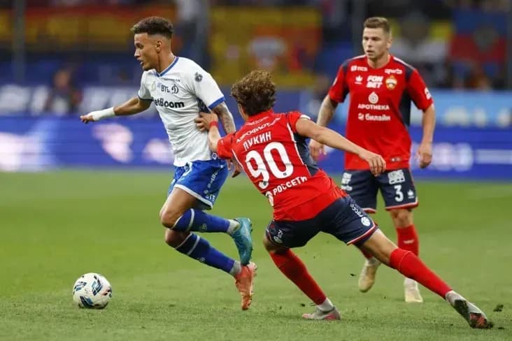 Московское «Динамо» разгромило ЦСКА в матче РПЛ Московское «Динамо» разгромило ЦСКА в матче РПЛ