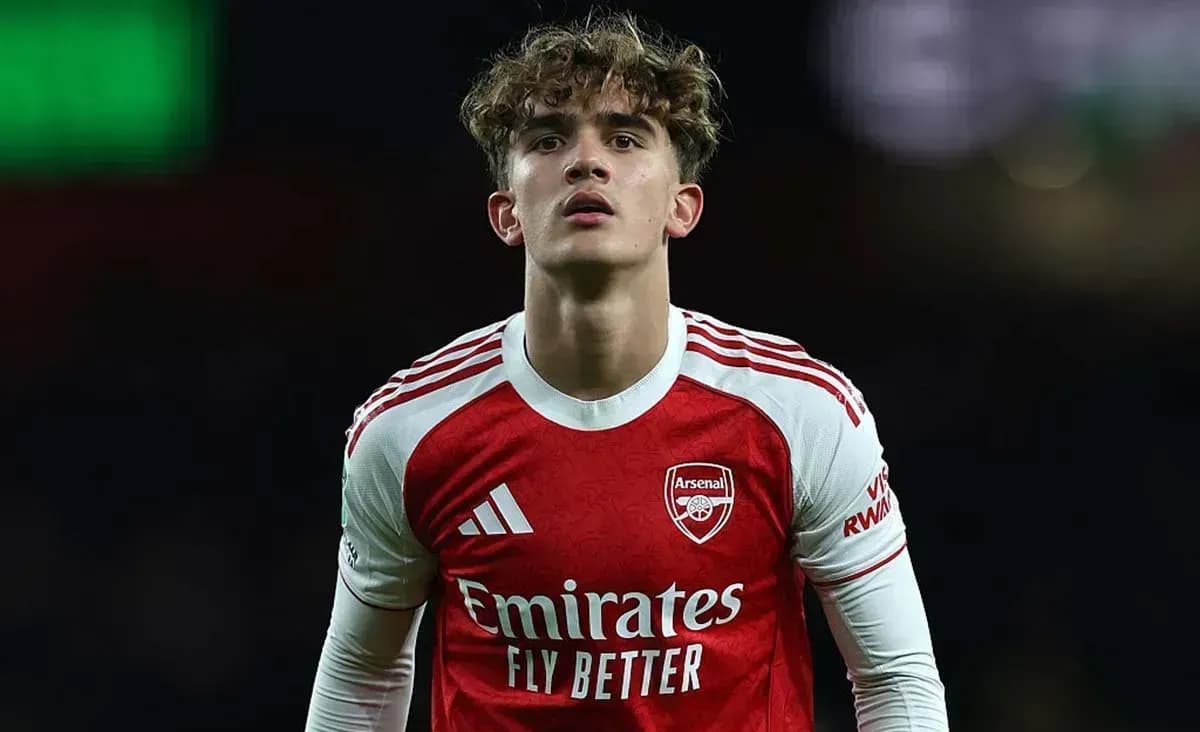 «Арсенал» победил «Эвертон» с рекордным голом 16-летнего юниора «Арсенал» победил «Эвертон» с рекордным голом 16-летнего юниора