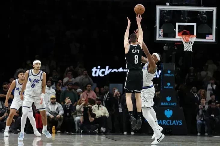 Дёмин установил рекорд по трёхочковым в НБА Дёмин установил рекорд по трёхочковым в НБА