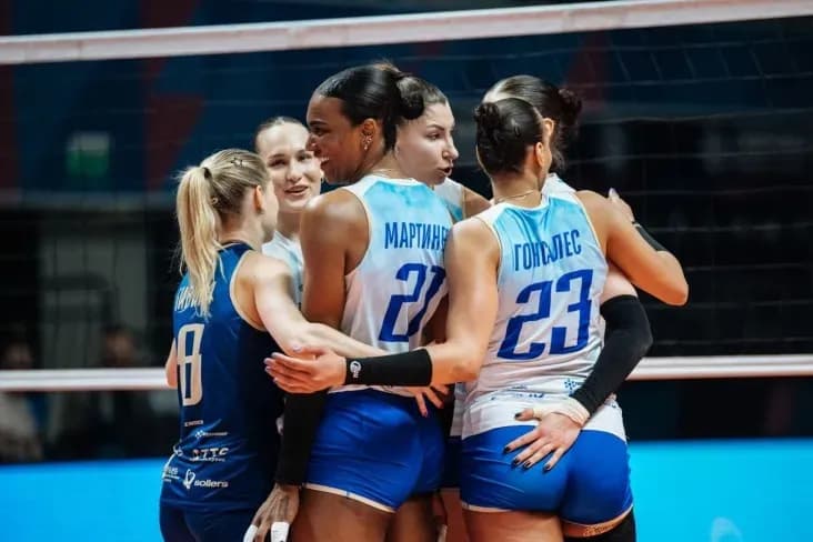 «Динамо» обыграло «Заречье-Одинцово» в первом матче финальной серии женской Суперлиги «Динамо» обыграло «Заречье-Одинцово» в первом матче финальной серии женской Суперлиги