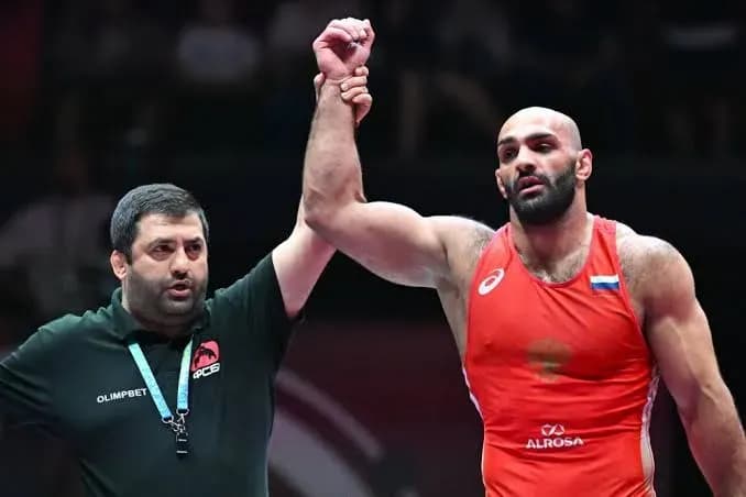 Российский борец завоевал серебро Чемпионата мира Российский борец завоевал серебро Чемпионата мира