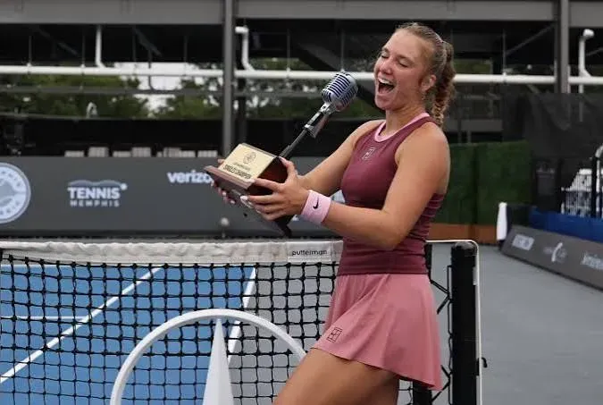 16-летняя россиянка поднялась на 103 позиции в рейтинге WTA 16-летняя россиянка поднялась на 103 позиции в рейтинге WTA