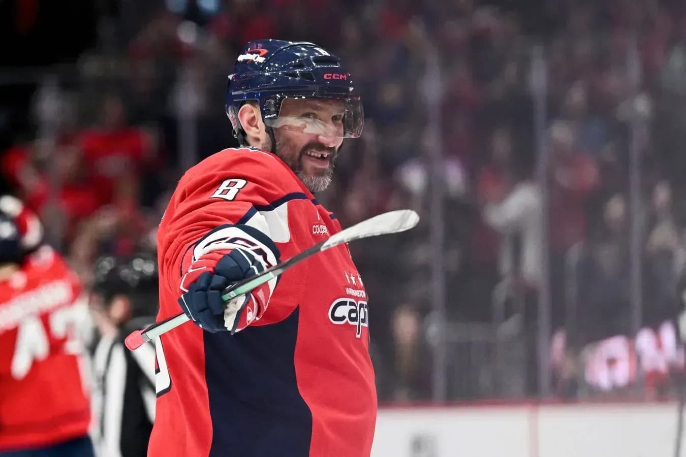 Овечкин забросил 1000 шайб в НХЛ с учётом плей-офф Овечкин забросил 1000 шайб в НХЛ с учётом плей-офф