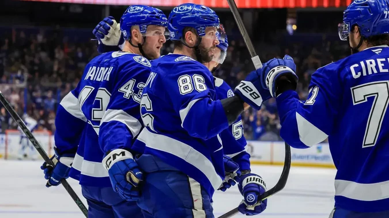 Два ассиста Кучерова помогли «Тампе» одержать волевую победу над «Сан-Хосе» Два ассиста Кучерова помогли «Тампе» одержать волевую победу над «Сан-Хосе»