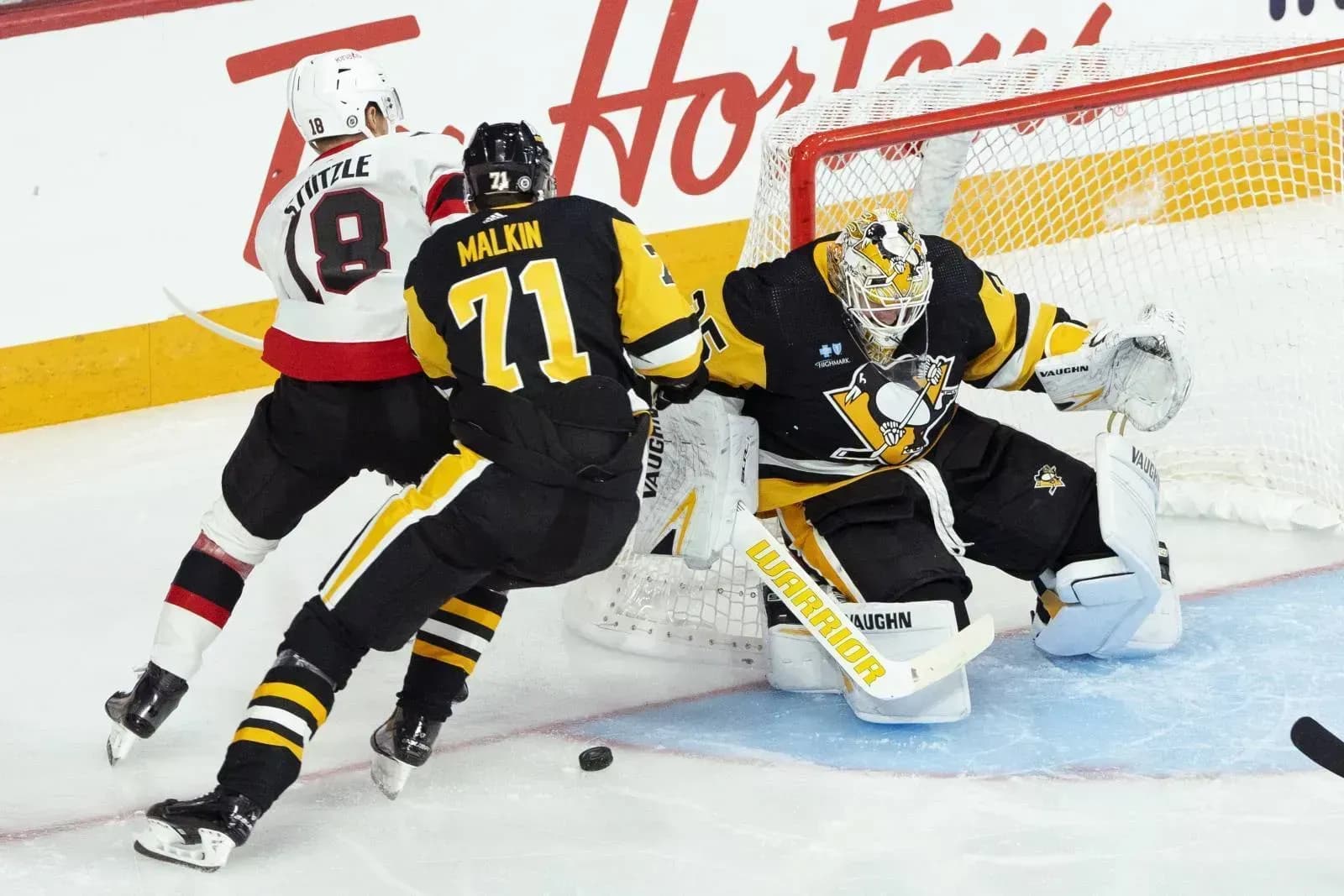 1+1 Малкина не спасли «Питтсбург» в матче с «Филадельфией» 1+1 Малкина не спасли «Питтсбург» в матче с «Филадельфией»