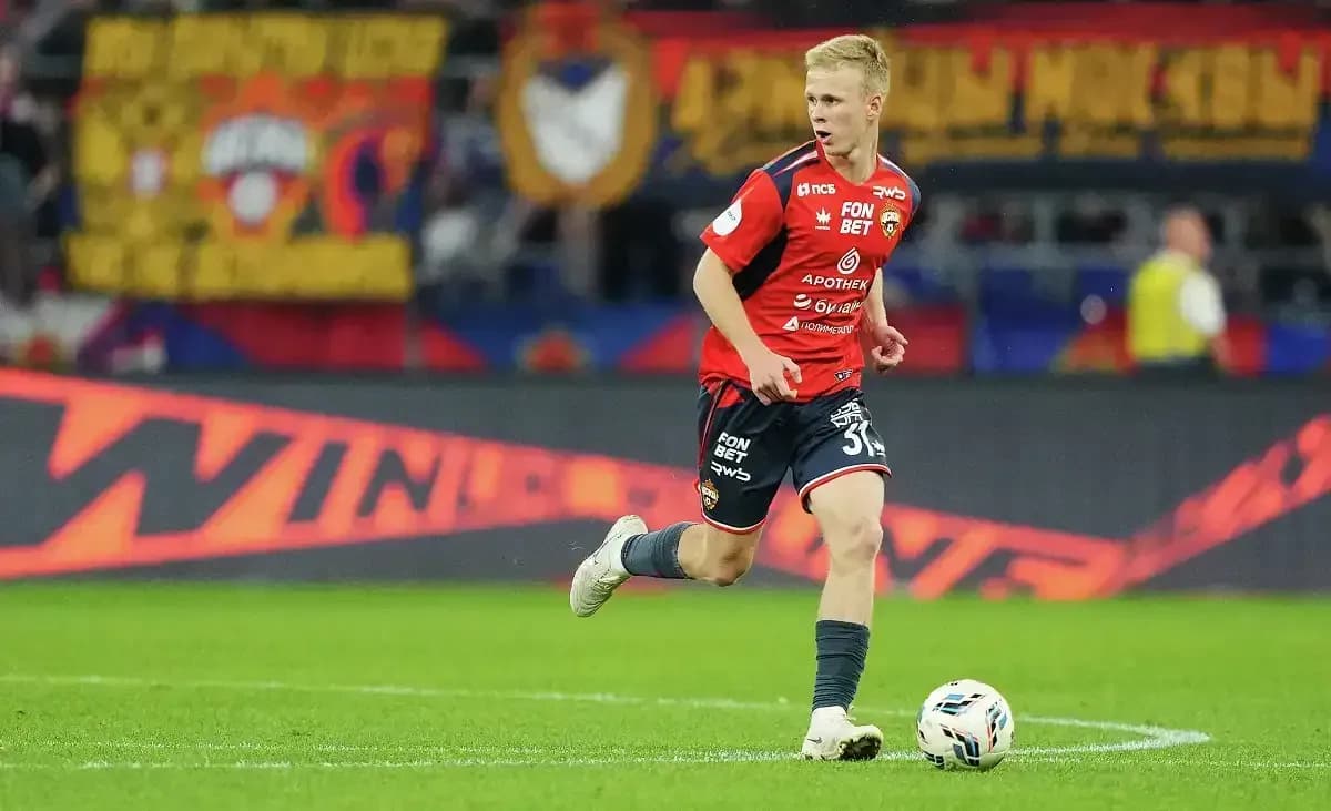 Моуриньо хотел бы видеть Кисляка в «Бенфике» Моуриньо хотел бы видеть Кисляка в «Бенфике»