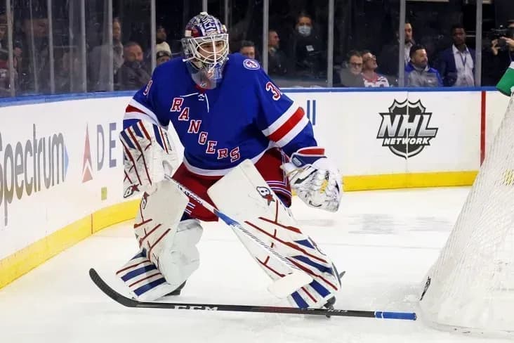 «Миннесота» проиграла аутсайдеру НХЛ «Нью-Йорку», Шестёркин сделал 45 сейвов «Миннесота» проиграла аутсайдеру НХЛ «Нью-Йорку», Шестёркин сделал 45 сейвов