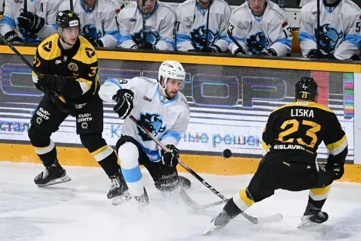 «Северсталь» и «Динамо» забили на двоих десять шайб «Северсталь» и «Динамо» забили на двоих десять шайб