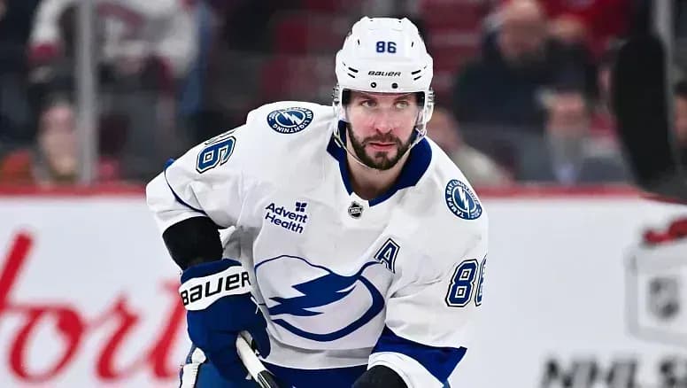 Гол+пас Кучерова не спасли «Тампу» от поражения в игре с «Сент‑Луисом» Гол+пас Кучерова не спасли «Тампу» от поражения в игре с «Сент‑Луисом»