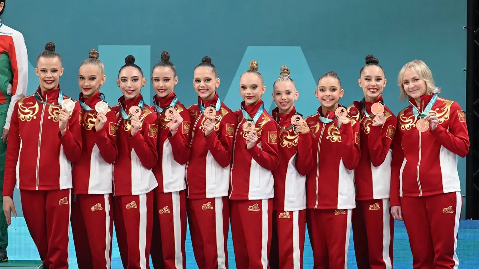 Российские гимнастки выиграли серебро на Евро Российские гимнастки выиграли серебро на Евро
