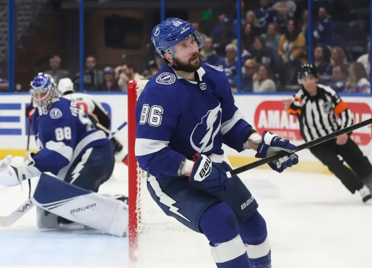 «Коламбус» обыграл «Тампу» в матче с 13 шайбами «Коламбус» обыграл «Тампу» в матче с 13 шайбами