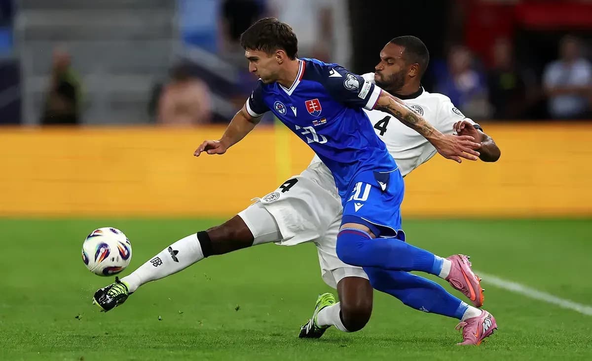 Германия отомстила Словакии за поражение в отборе на ЧМ Германия отомстила Словакии за поражение в отборе на ЧМ