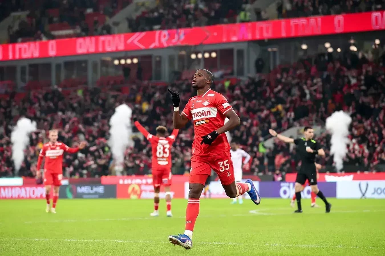 «Спартак» обыграл «Акрон» с голом в концовке «Спартак» обыграл «Акрон» с голом в концовке